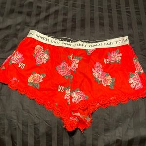 Victorias Secret Shorts L